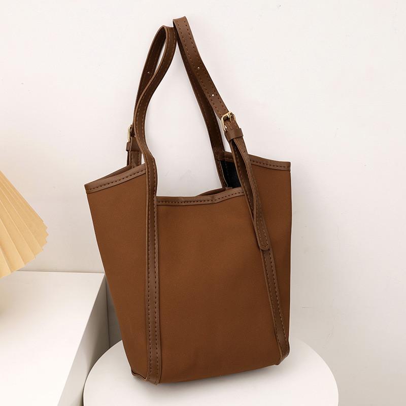 Pwoven Pattern Bucket Bag With Magnetic Closure For Daily Streetwear Style Women