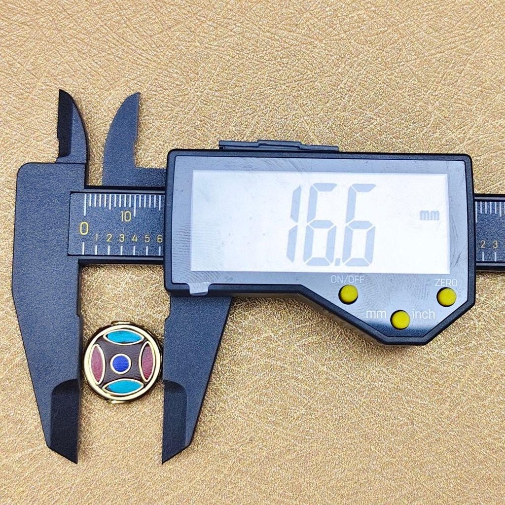 Nepalski Ręcznie Robiony Naszyjnik z Sześciosylabową Mantrą z Mosiężnymi Inkrustowanymi Koralikami