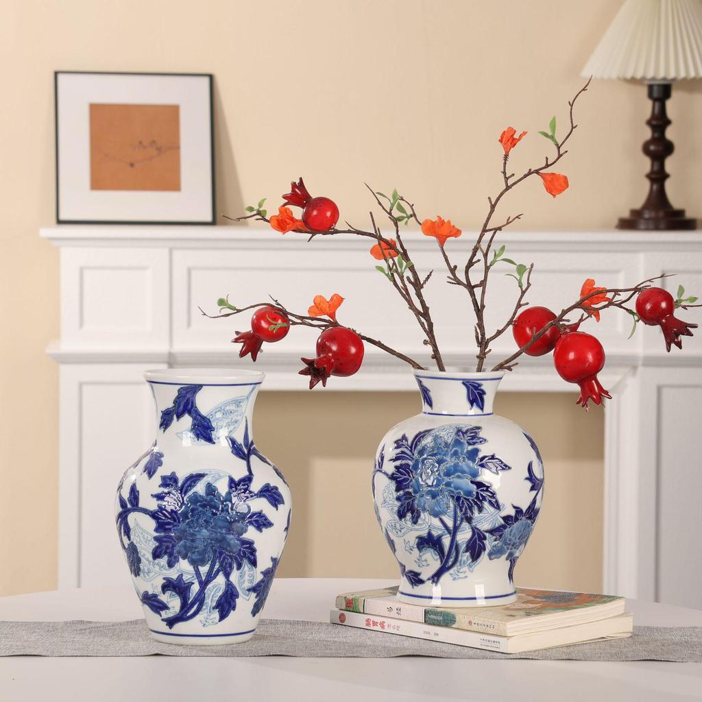 High-Grade Embossed Ceramic Vase for Living Room Decor - Chinese Style Dry Flower Ornament