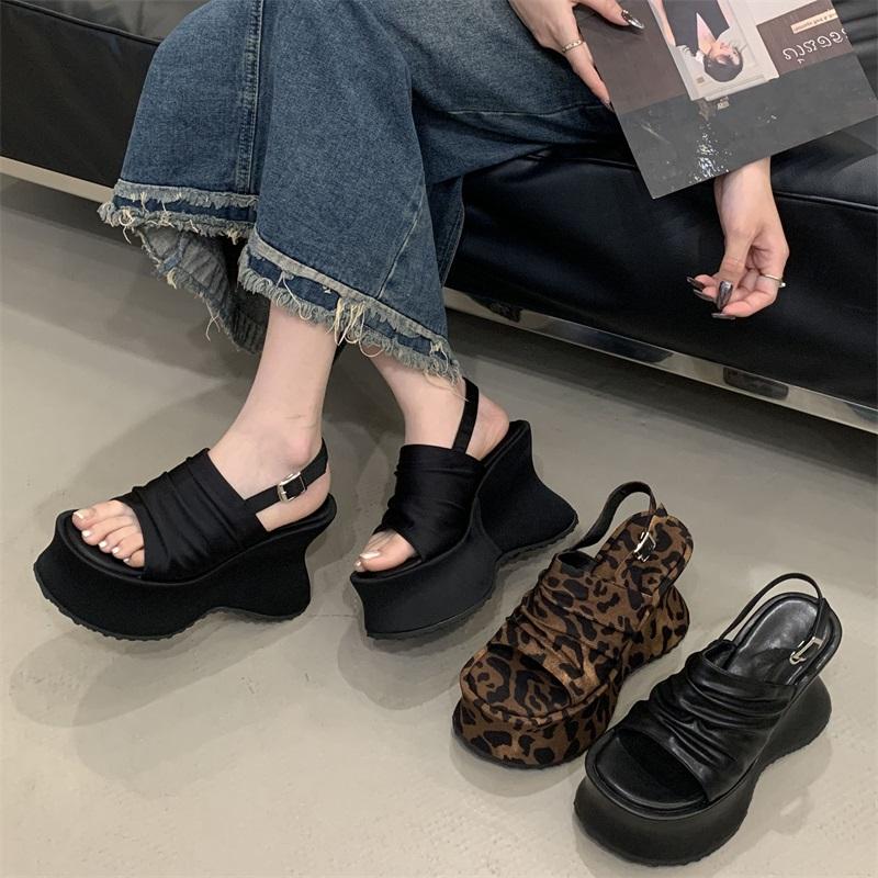 Fashion EilyKen Design Style Leopard Print Chunky Platform Wedges Women Sandals Street Style Buckle Strap High Heels Summer Shoes