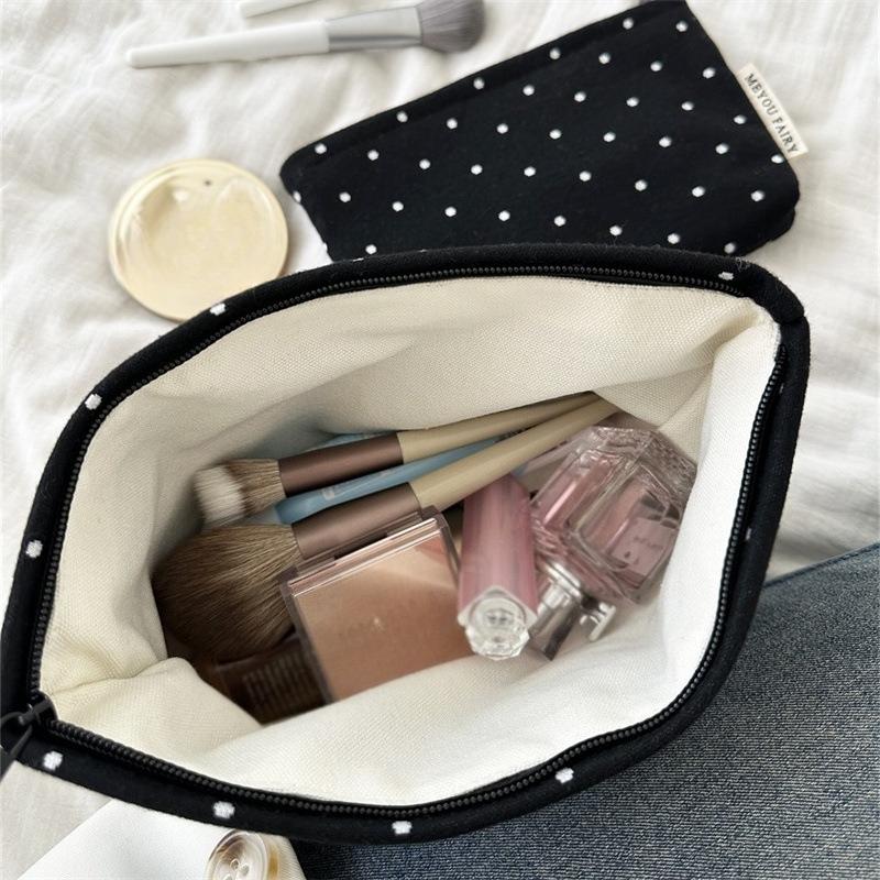 Large Capacity Jacquard Polka Dot Makeup Bag for Women, Fashion Travel Toiletry Pouch, Elegant Cute Cosmetic Organizer