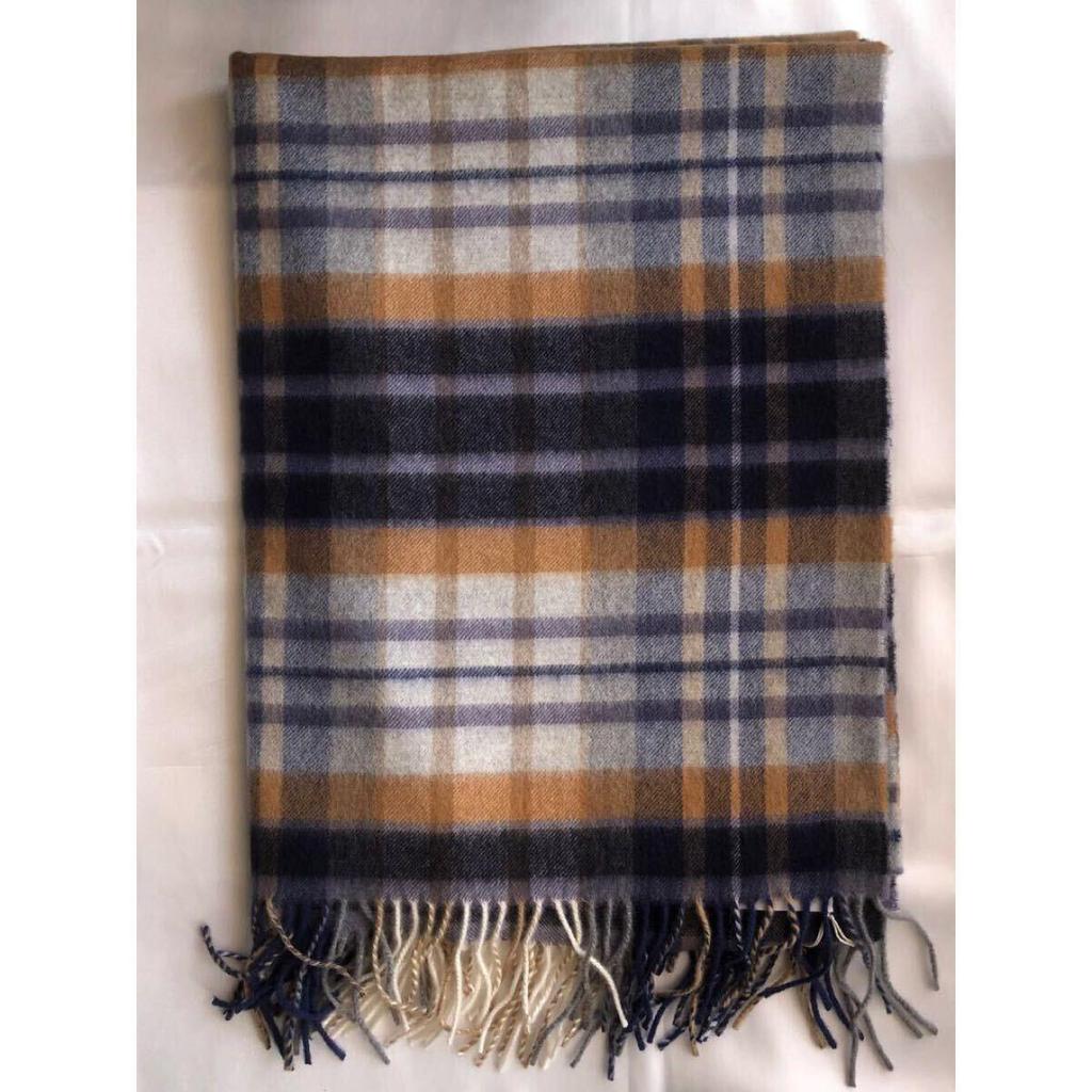 Used Domestic official tag attachedJohnstons rare color stole new House Check 100% cashmere