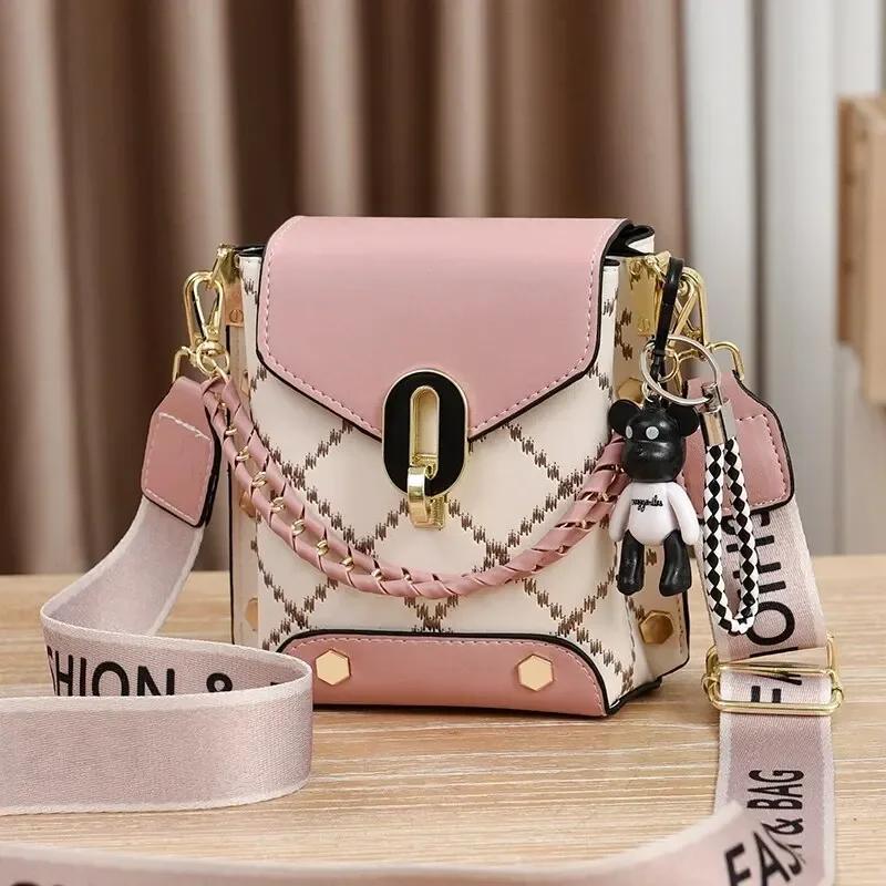 Mini Studded Decor Crossbody Bag Argyle Embroidery Mobile Phone Purse Trendy Chain Decor Handbag For Women