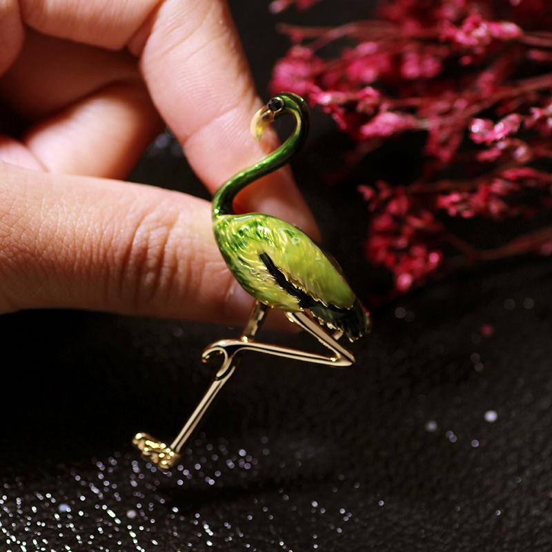Cloisonné Flamingo & Pearl Brooch - Elegant Cartoon Pin Corsage