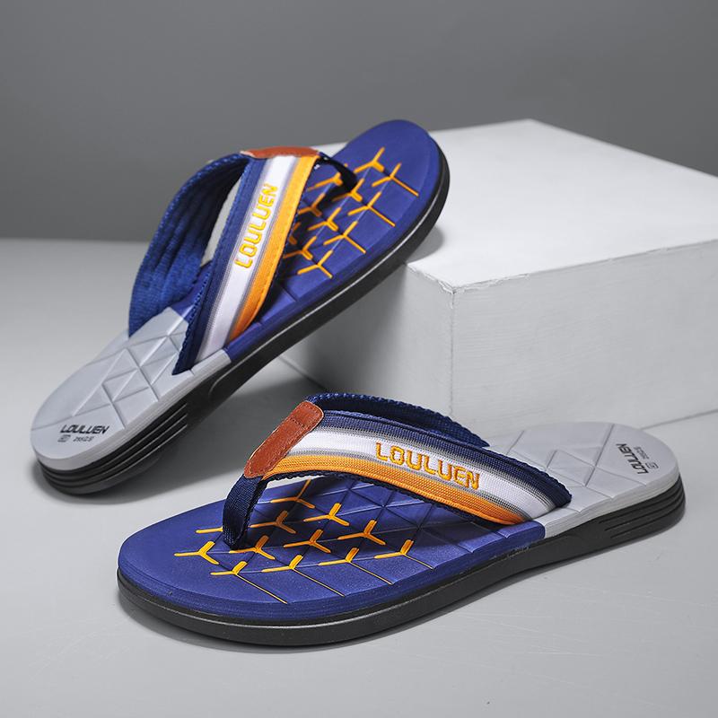 Hot Sale Men's Flip-flops Outdoor Casual Beach Slippers Soft Light Non-Slip Shoes Summer Slippers Men Shower 2024 Zapatos Hombre