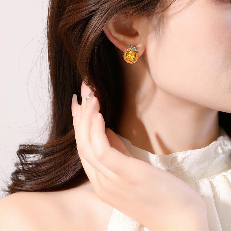 Women's Light Luxury Design Elegant Zircon Geometric Fruit Earrings Fashionable And Versatile Niche Design Earrings