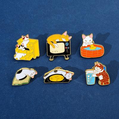 Personalized Cat Brooch Kitten Drinking Water Play Metal Badge Alloy Dripping Oil Clothes Bag