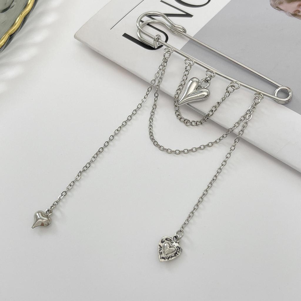 Heart Pearl Bow Brooch Detachable Tassel Fixed Clothes Pin Waist Buckle Button Clasps Trouser Leg Decorative Brooch