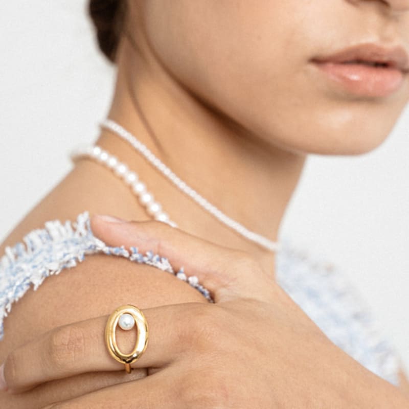 Ahndronico round link pearl ring