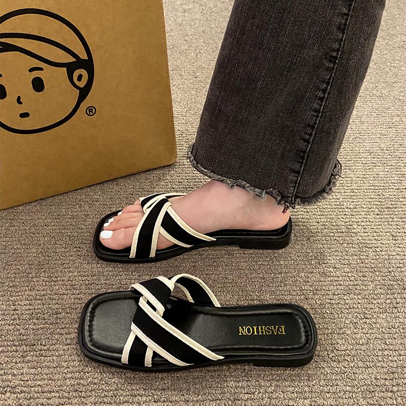 

Women s 2025 Summer Fashion Soft Sole Flat Sandals - Versatile Korean Style 40 чорний