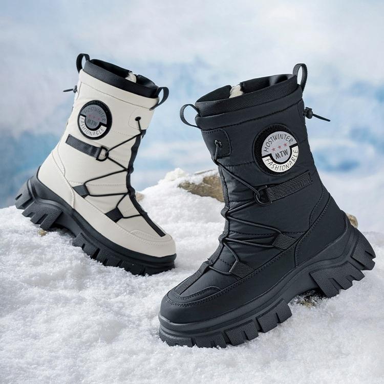 Žieminiai moteriški ilgo vamzdžio stori sniego batai sulaiko šilumą ir turi storą padą, kuris neslysta ir gali atlaikyti -30 °C