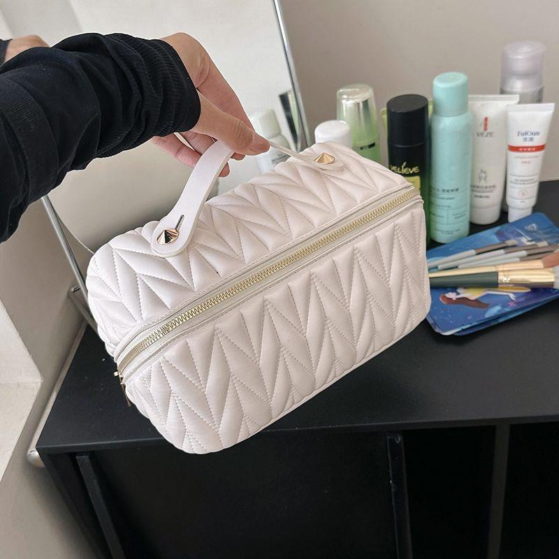 ew cosmetic bag large capacity portable go out storage bag high value design cosmetic waterof toilet bag