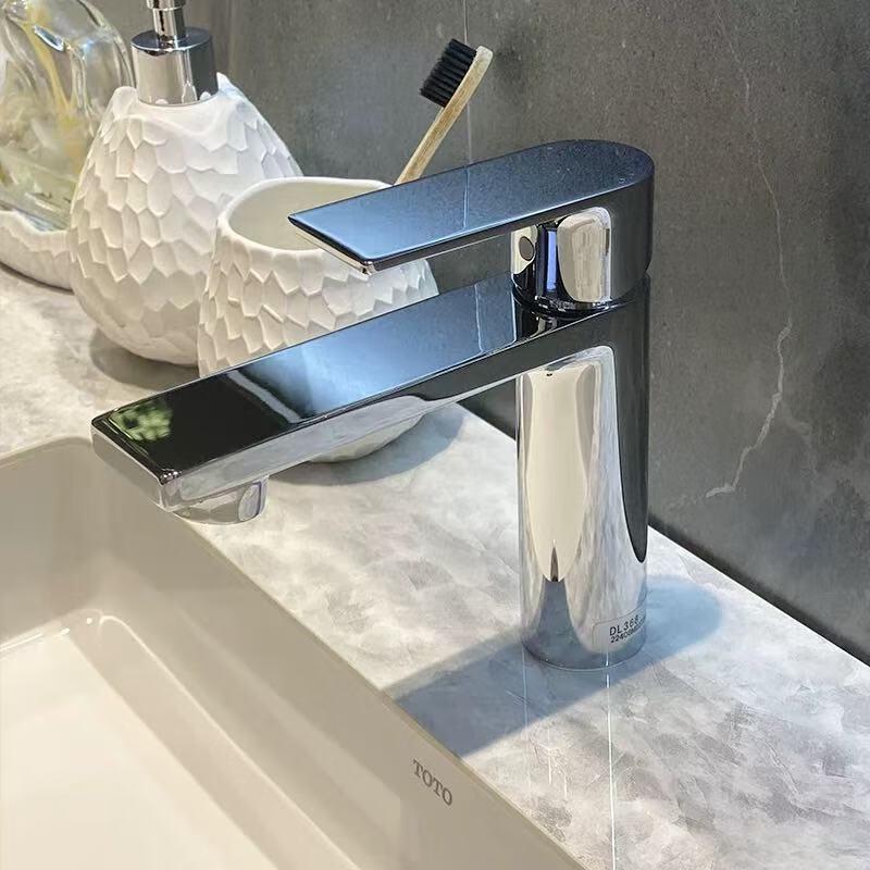TOTO DL368#00 Basin Faucet