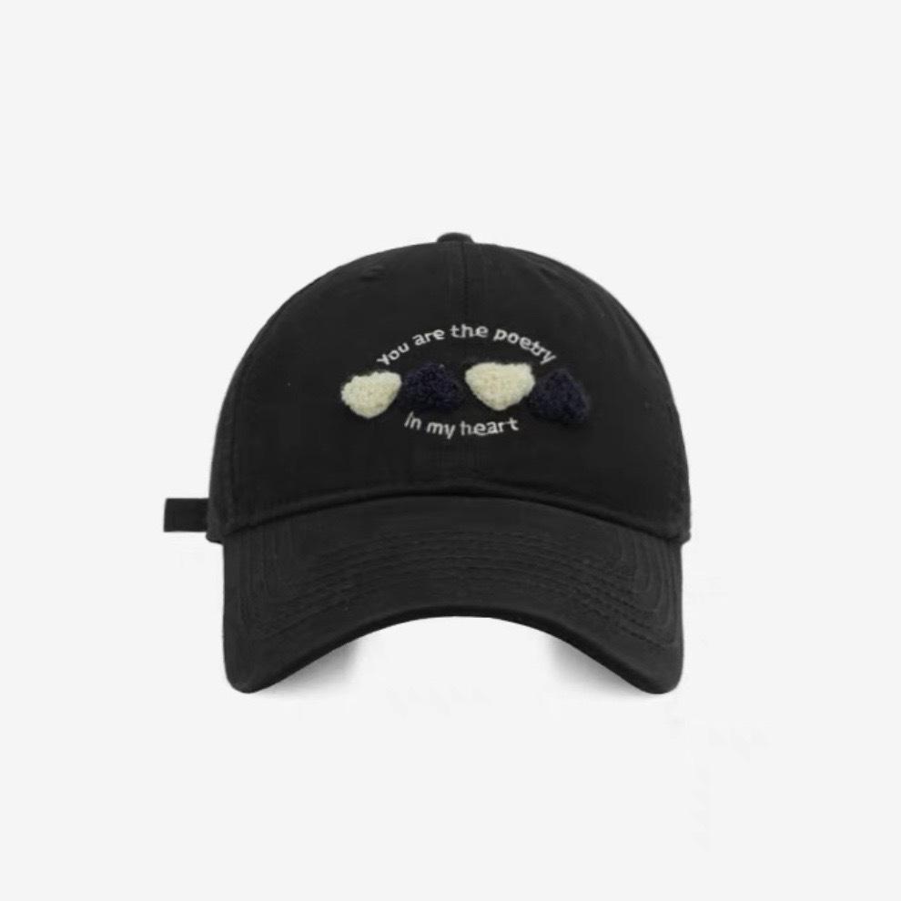 New Original Design Love and Fresh Baseball Hat for Women with Soft Top Wide Hat Showing Face with Small Duckling Cap