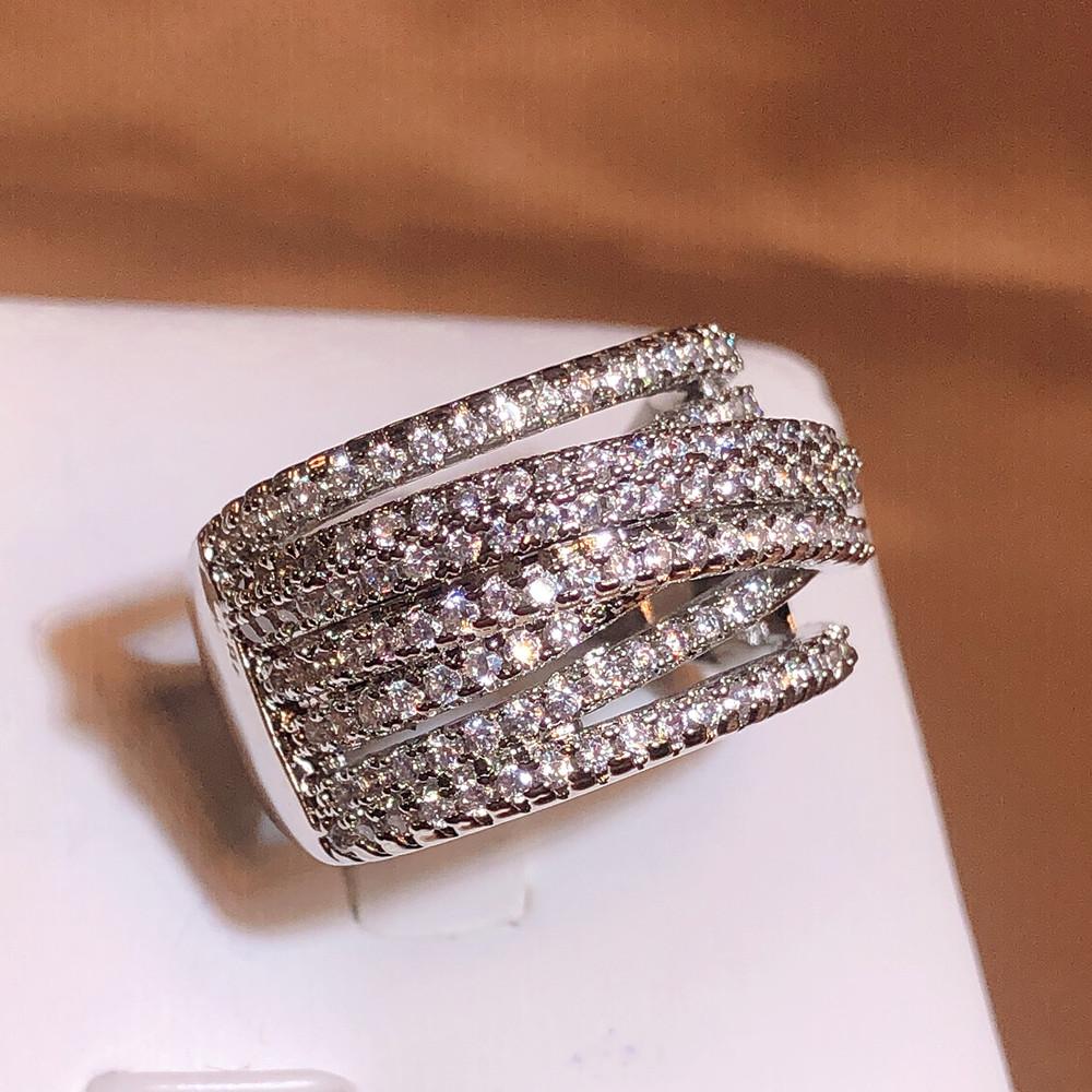 Klassischer geometrischer mehrschichtiger Damenring AAAA Zirkon Damenschmuck Luxus Hochzeit Brautschmuck Verlobungsring Edler Schmuck
