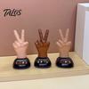 Personalisierte Auto-Dekoration Solarbetrieben Finger-Wackel-Deko, Kreatives Armaturenbrett-Ornament, Lustige Figur Schwingende Figurine für Schreibtisch Büro, Niedlich
