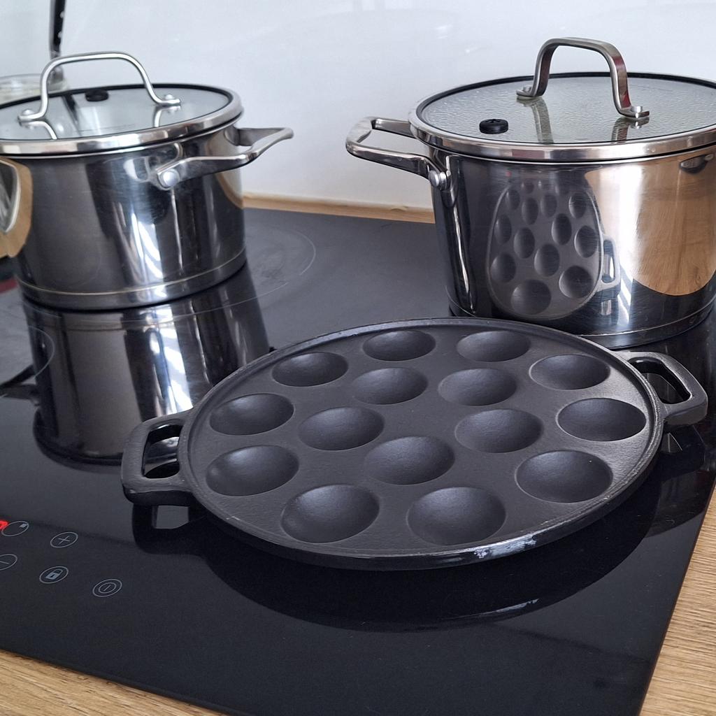 MINI 15 PANCAKES CAST IRON FRYING PAN