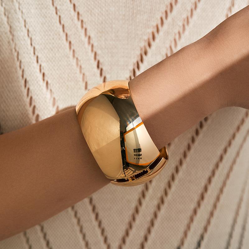 Exaggerated Glossy Wide Metal Cuff Bracelets Bangle for Women Men Street Hip-hop Punk Bangles Jewelry Party Accessories