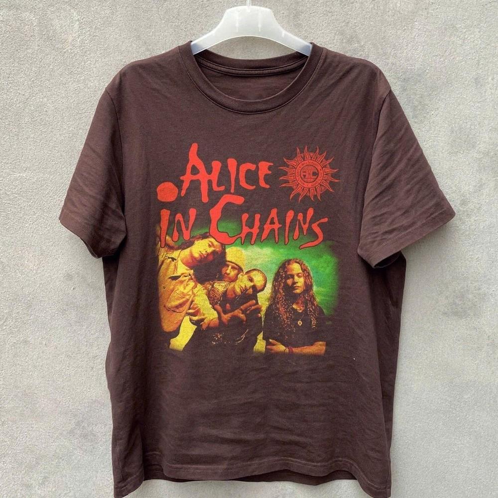 

Alice In Chains Rock band 90s Retro style Dark Chocolate Basic T shirt NH25591 Unisex T-Shirt XXL