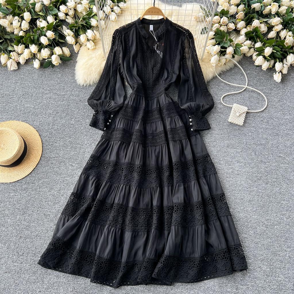 French retro V-neck lace splicing waist long-sleeved big pendulum dress for women to look thin, elegant and long skirt