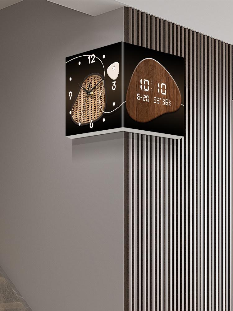 Simple Luxury Design Double-sided Wall Clock Retro Living Room Creative Electronic Clock Corner Hangs Wall Ornament Accessories