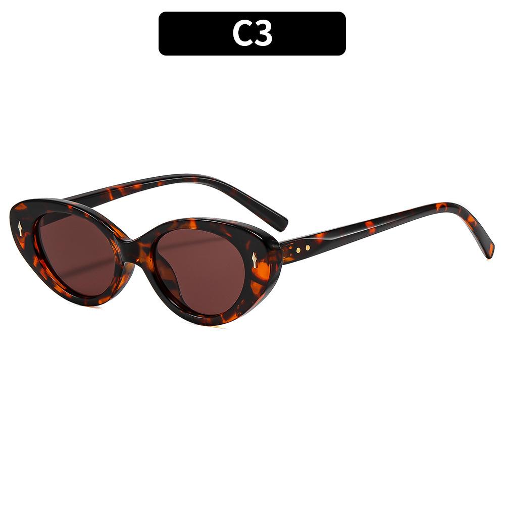 Trendy Small Frame Oval Cat Eye Sunglasses for Men Women Candy Gradient Lens Transparent White Fashion Versatile Sunglasses