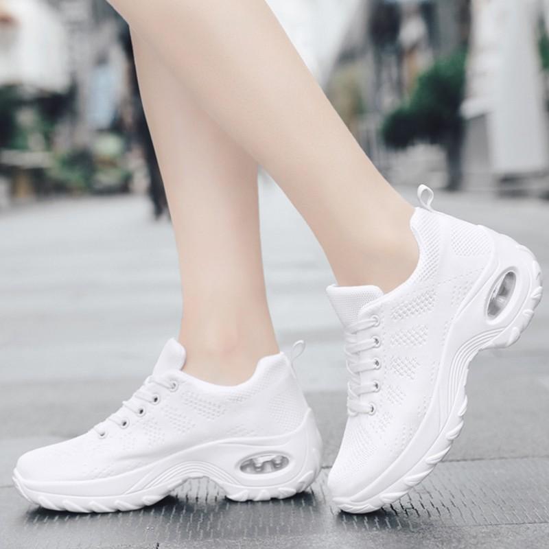 Woman Sneakers Shoes Fashion Walking Women's Sneakers Offers Lightweight Women's Sports Shoes Non-Slip Ladies Shoe Footwear