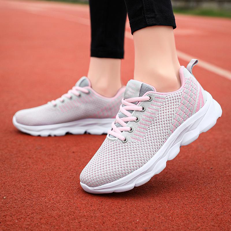 

Женские кроссовки Quanzhou из сетки, дышащие - Повседневная обувь с мягкой подошвой для путешествий и бега для студентов военной подготовки Size 39