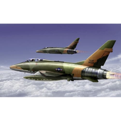 Trumpeter US Air Force F-100F Super Sabre 1/72 Scale Plastic Model Kit 01650