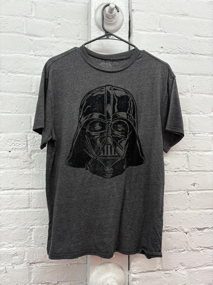 

Star Wars Darth Vader Shirt Mens Large Graphic Tee T-Shirt Movie Sci-Fi Lucasfil Unisex T-Shirt M