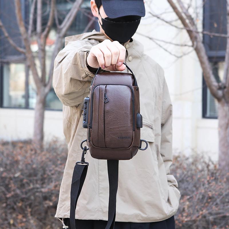 The New Motorcycle Bag Mainly Promotes the Fashion Classic Large-capacity Single-shoulder Diagonal Bag