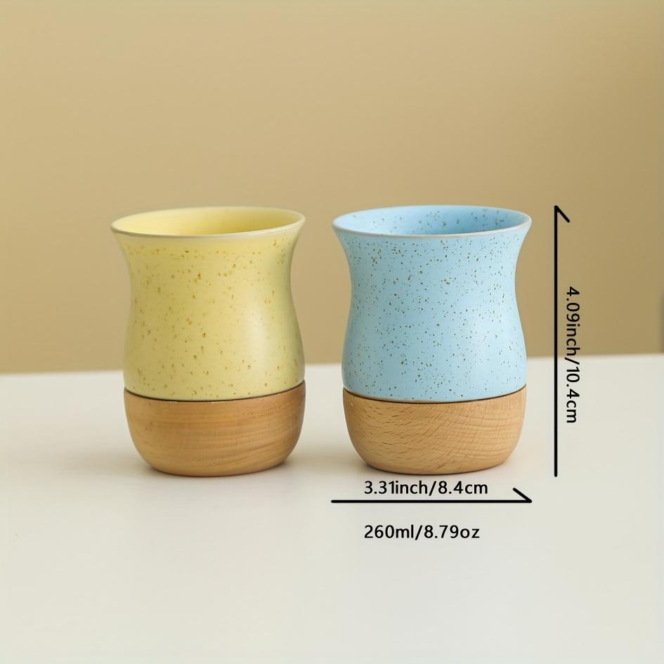 

2 шт. керамических кофейных чашек объемом 260 мл/8,79 унции, керамическая банка в японском стиле, деревянное дно. Можно использовать для заваривания кофе, горячих и холодных напитков