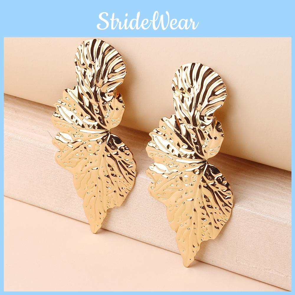 Leaf Earrings Metal With Gold Coating And Bold Design For Gift And Wedding