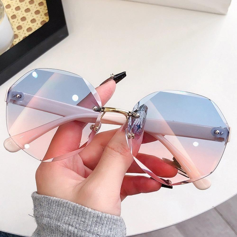 Gradient Lens Eyeglasse Outdoor UV Protective Shades Eyeglasses for Women Men Colorful Sunglasses