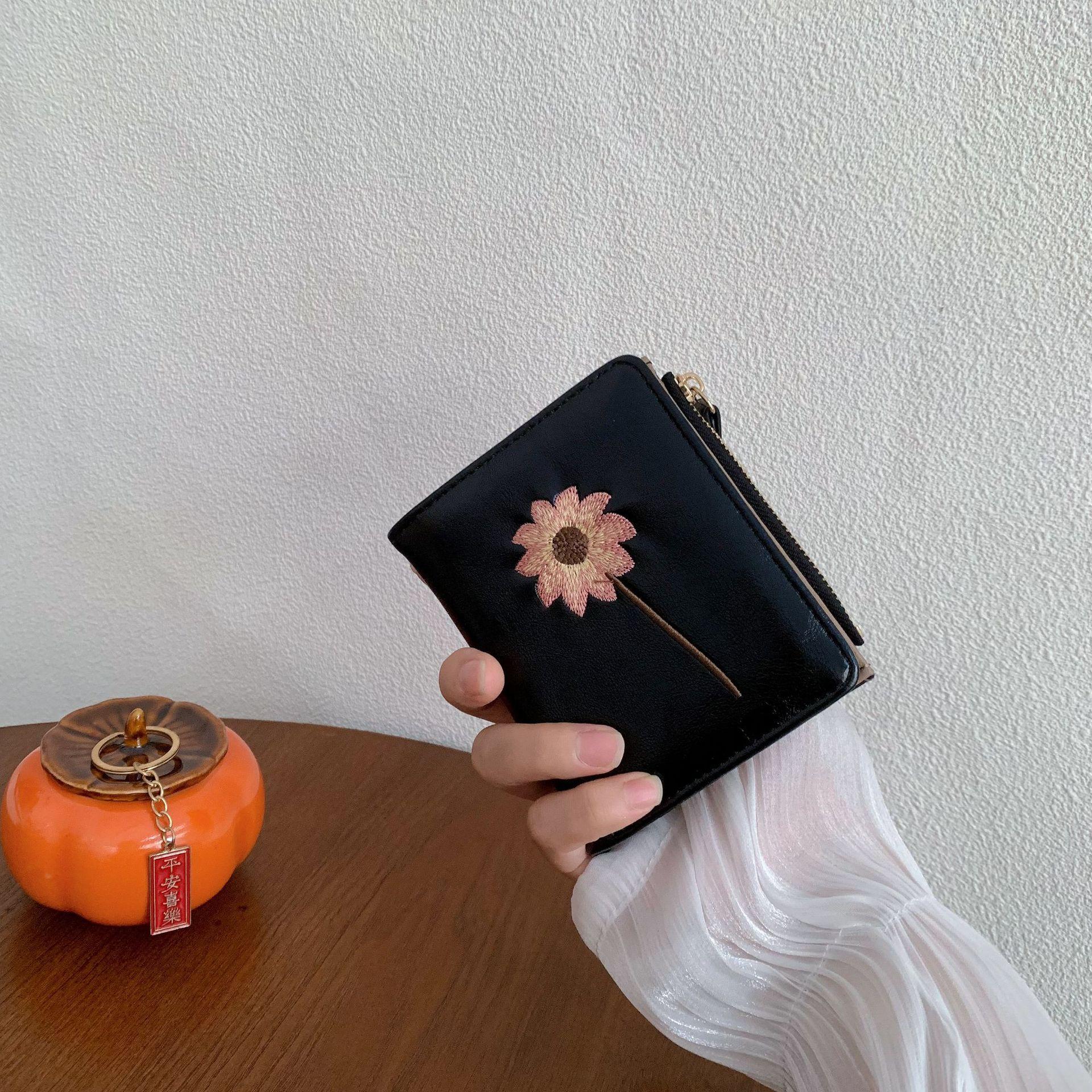 Женский кошелек из искусственной кожи держатель для карт вышитый цветок женская сумка для монет чёрный 1269₽