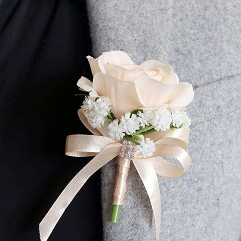 6 Stück Realistischer Seidenblumen-Anstecker Hohe Simulation Seidenrosen-Ansteckblume für Bühnenauftritte und Hochzeitsfeiern