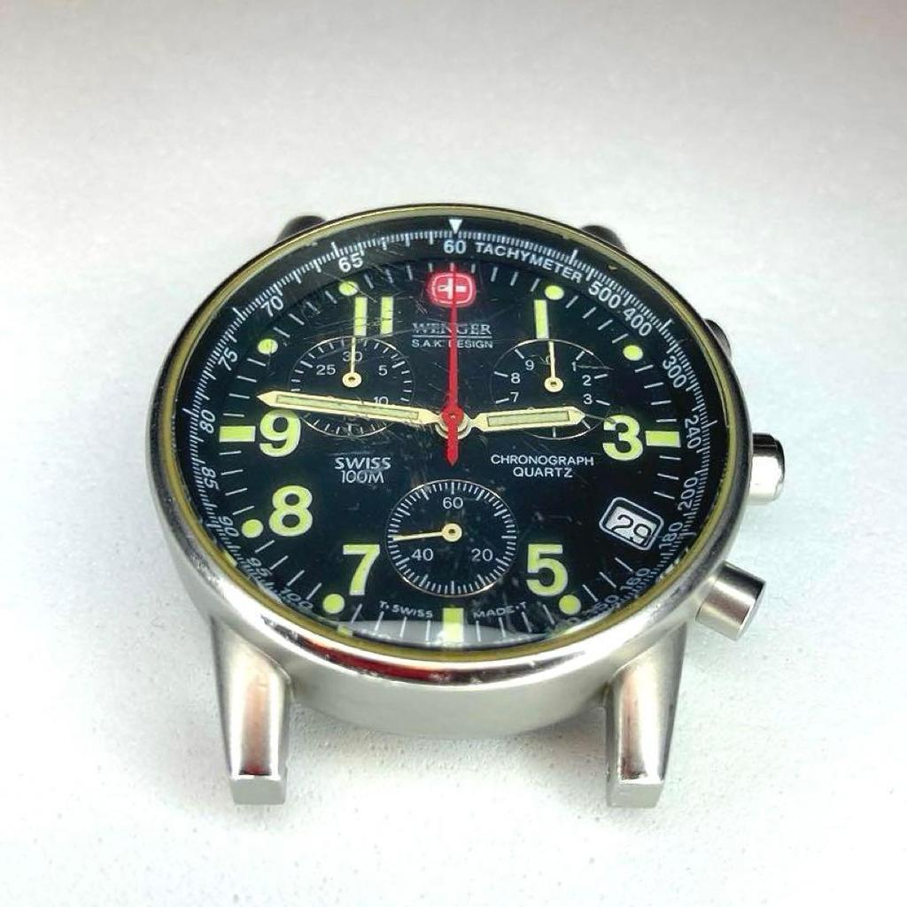 Used Wenger Command Chrono SAK 1st 70725 Normal operation with scratches
