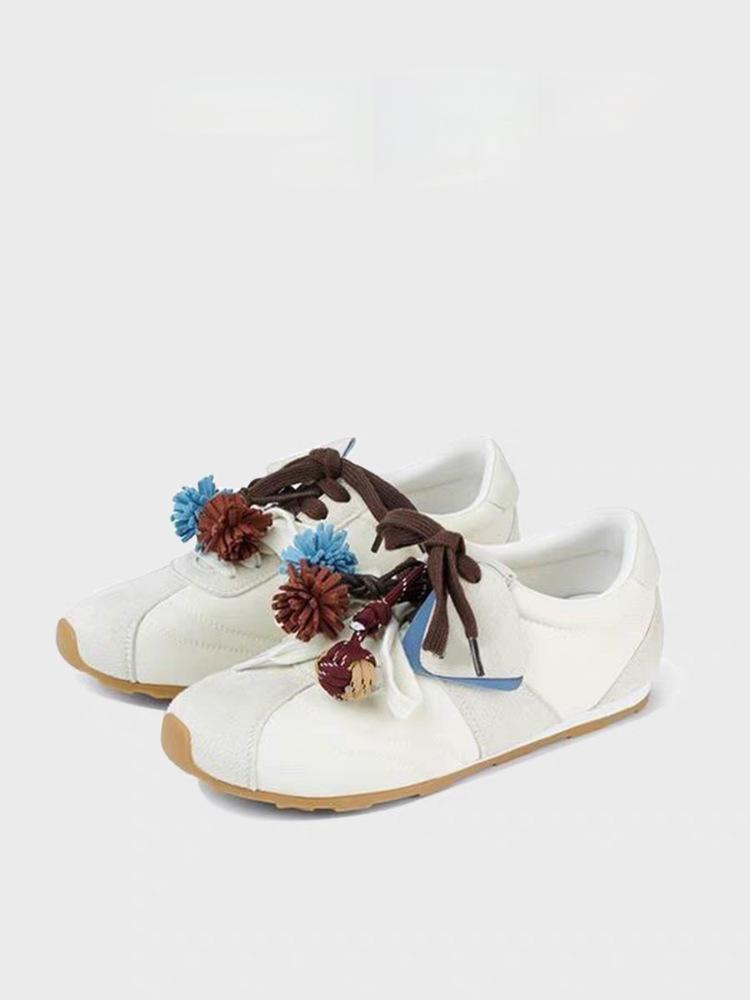 [The Same Style As the Star] Dexun Shoes Women's 2025 New Retro Color Matching Detachable Flower Decorative Sports and Leisure Shoes