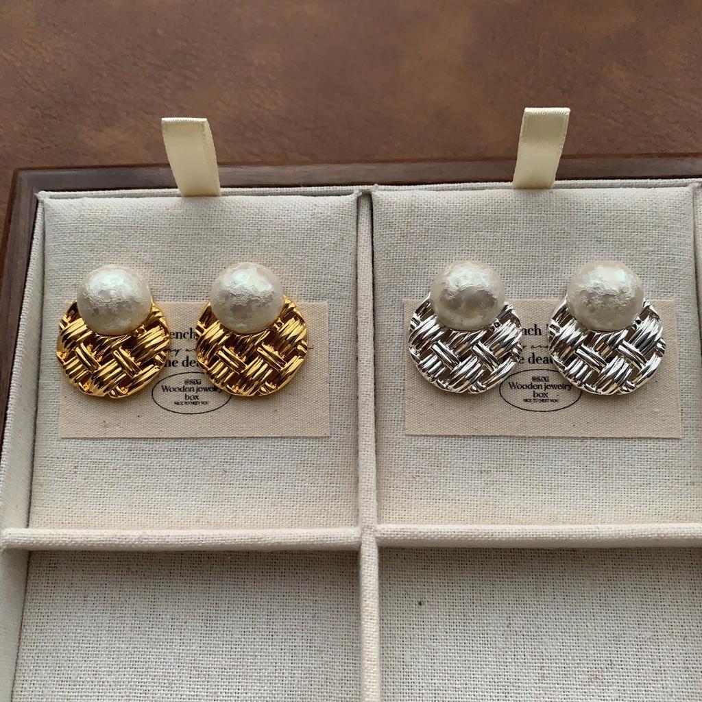 Geometric Flower Pearl Stud Earrings Retro Loose French Elegant Fashion Niche Minimalist Premium Earrings