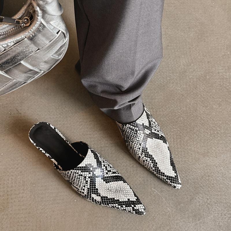 Fashion 2025 New Mueller Slippers Genuine Leather Women Shoes Sexy Pointed Toe Summer Shoes Ladies Snake Pattern Black White Party Shoes