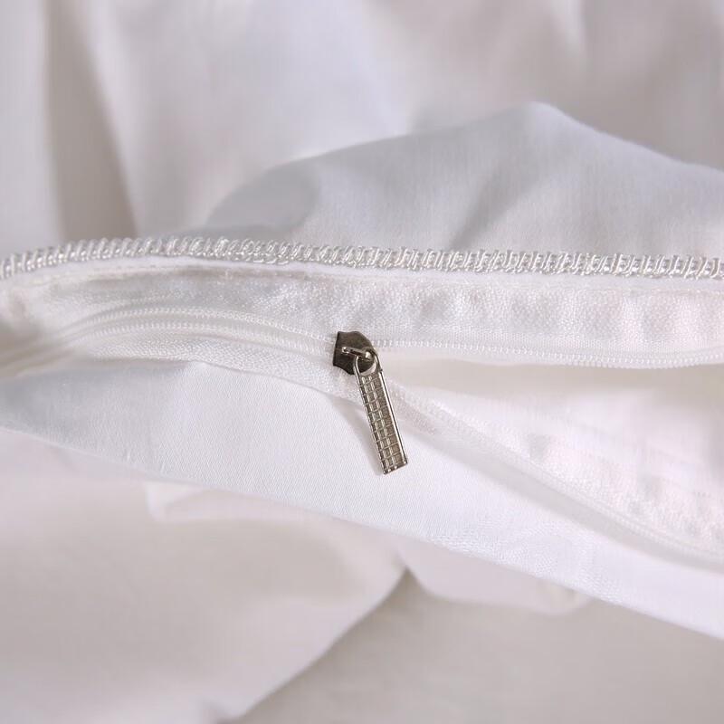 Tangna Home Textiles Golden Years Mulberry Silk Quilt