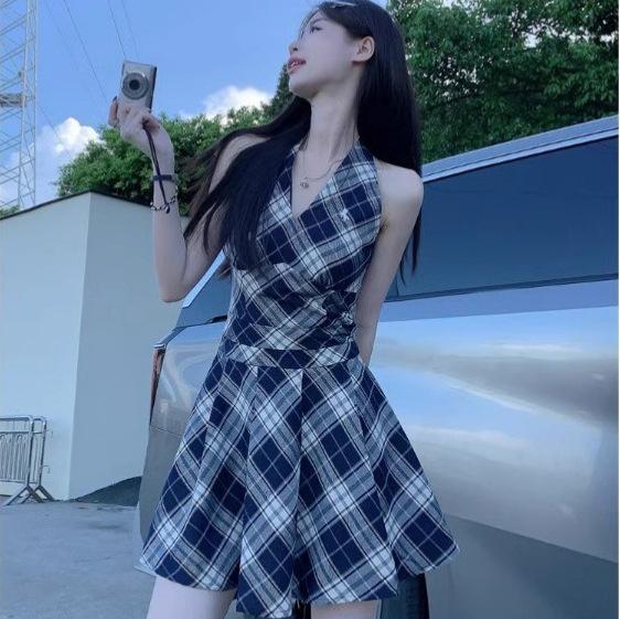 Black and white plaid neck dress women's summer retro plaid sleeveless v-neck vest skirt small a-word short skirt