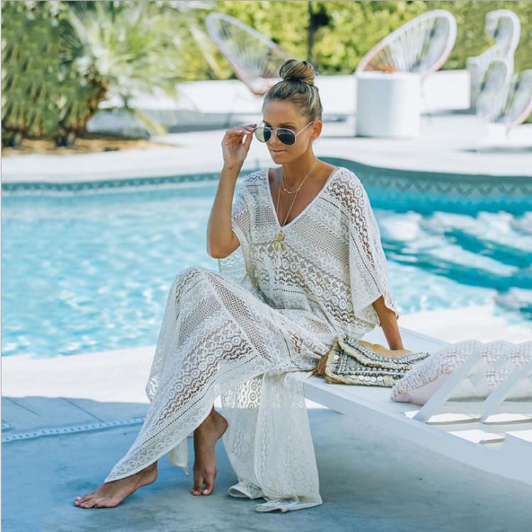 2021 Lange Strand-Überwurfjacke mit Spitze und Stickerei, tiefem V-Ausschnitt und Sonnenschutz