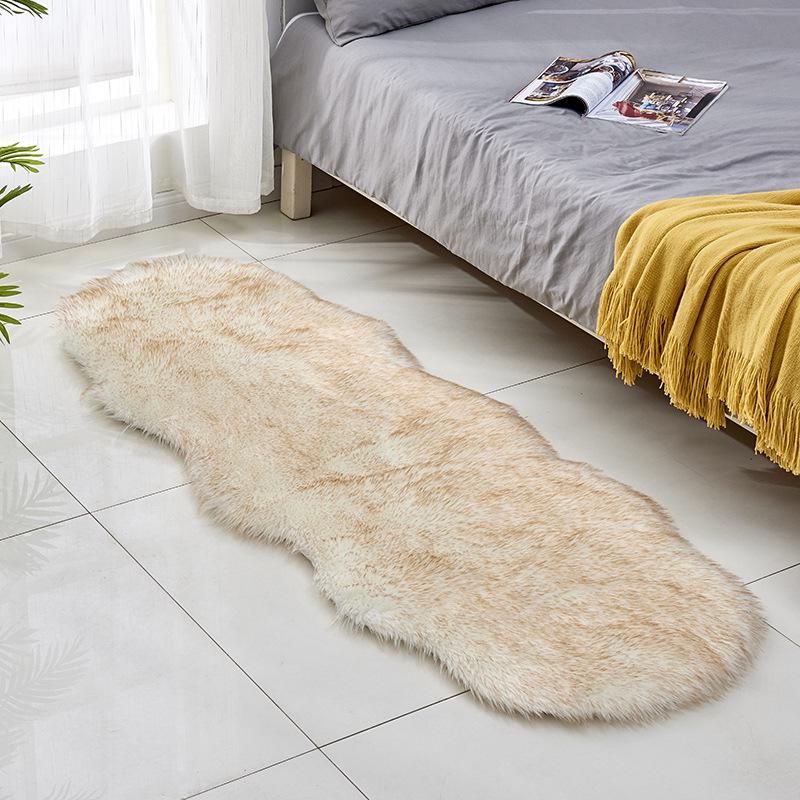 Plush Carpet Mat for Living Room, Bedroom, Sofa, or Bay Window - Imitation Wool, Light Luxury