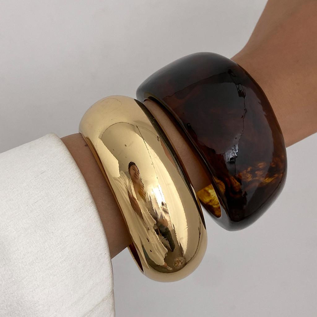 Salircon Vintage Punk Coffee Thick Irregular Resin Acrylic Bangles Women Geometric Metal Wide Bangle Bracelet Charm Jewelry Gift