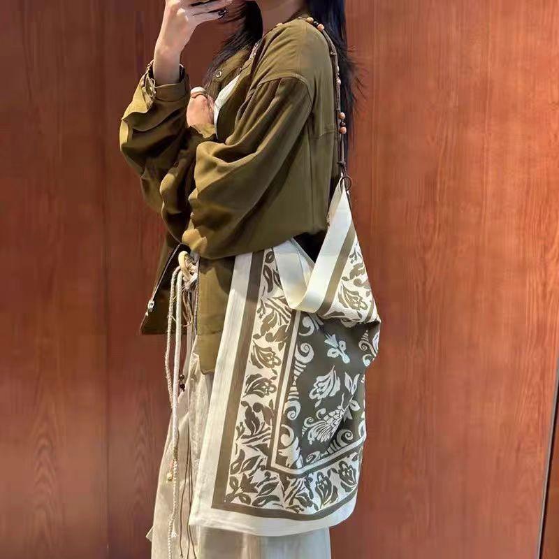 

Spring and summer new women s bags fashionable versatile printed casual rope woven shoulder messenger bag handbag shopping bag tide