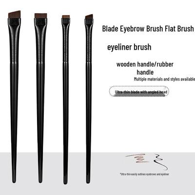 Ultra-Fine Flat Head Angled Eyeliner & Eyebrow Brush - Professional Makeup Tool