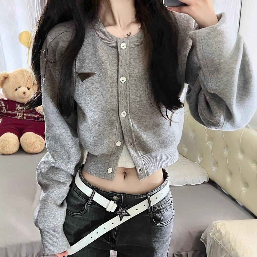 Autumn new women's clothing high sense cold department short coat gray knitted cardigan chic design sense