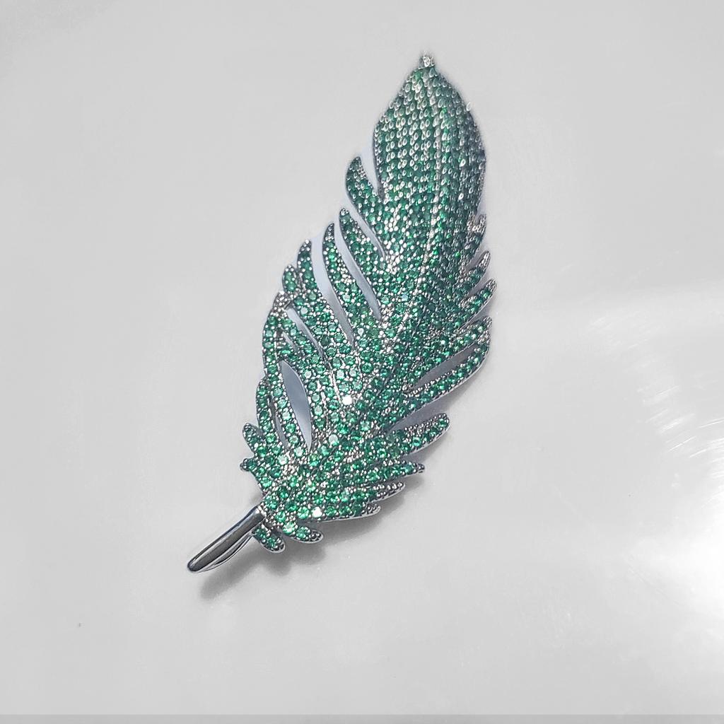 Luxury Copper Micro Inlaid Cubic Zirconia Feather Brooch Women Wedding Jewelry Gift Clothing Accessories