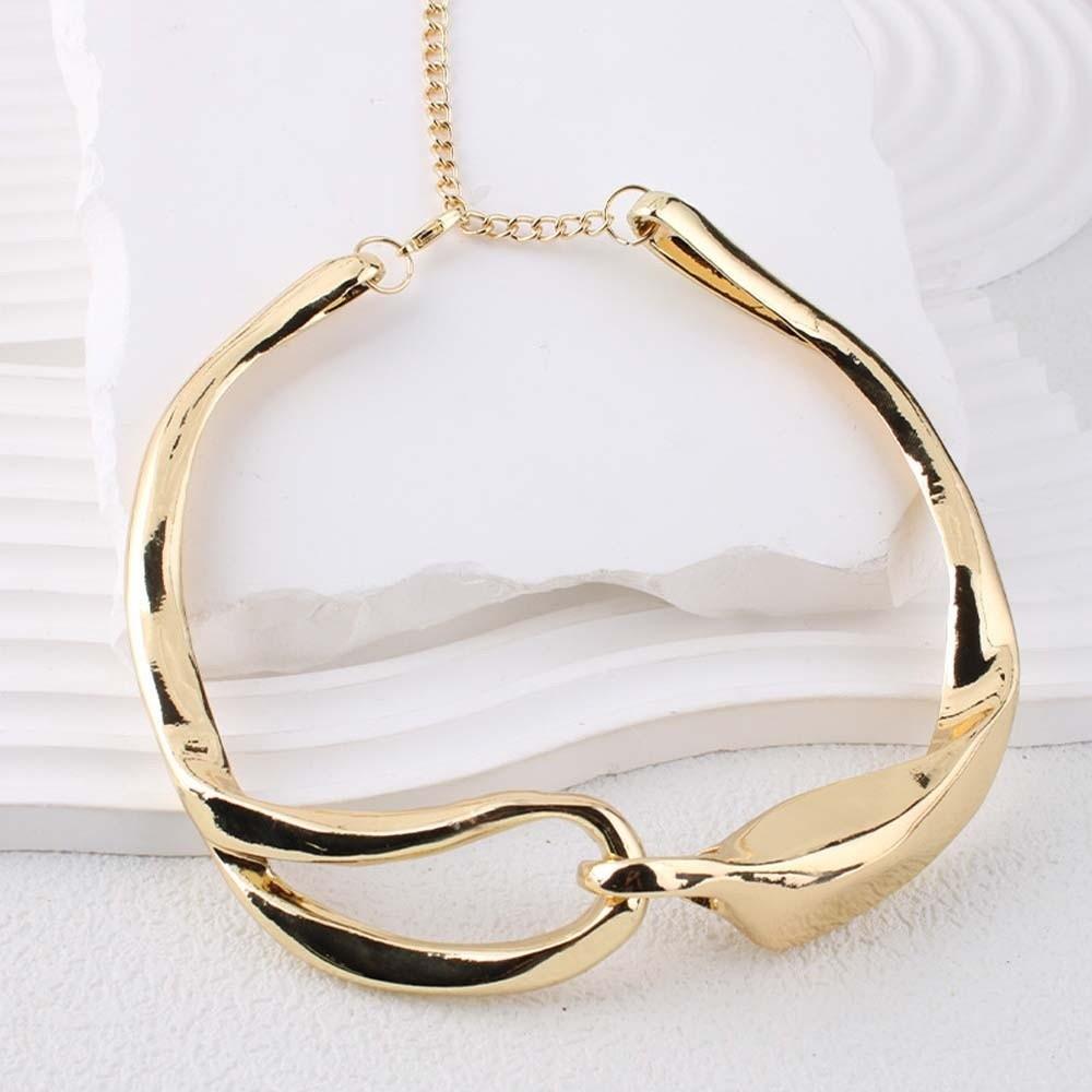 3D Geometric Buckle Chunky Hinged Necklace Molten Metal Collar Gender-Neutral Fashionistas
